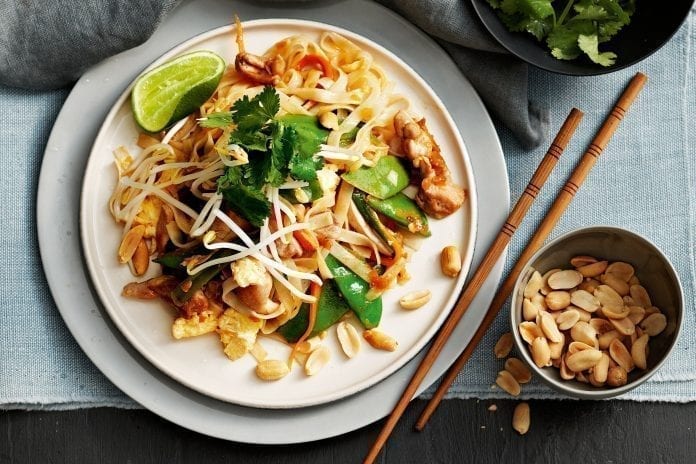 1 pad thai2