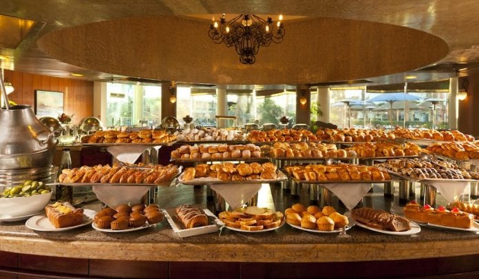 Otelde bulunan restoranlarda en güzel lezzetleri tatma şansına sahip olabiliyorsunuz