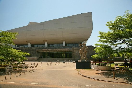 ulusal tiyatro accra