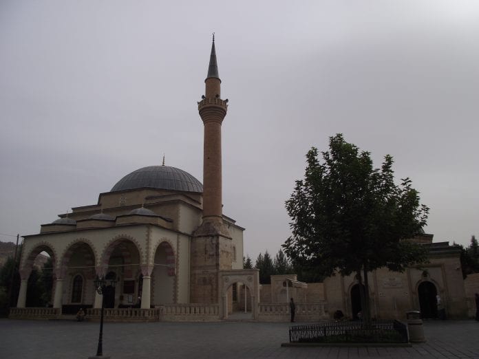 veysel-karani-camii