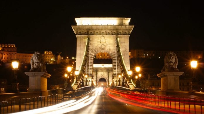 Zincir Köprü, Budapest