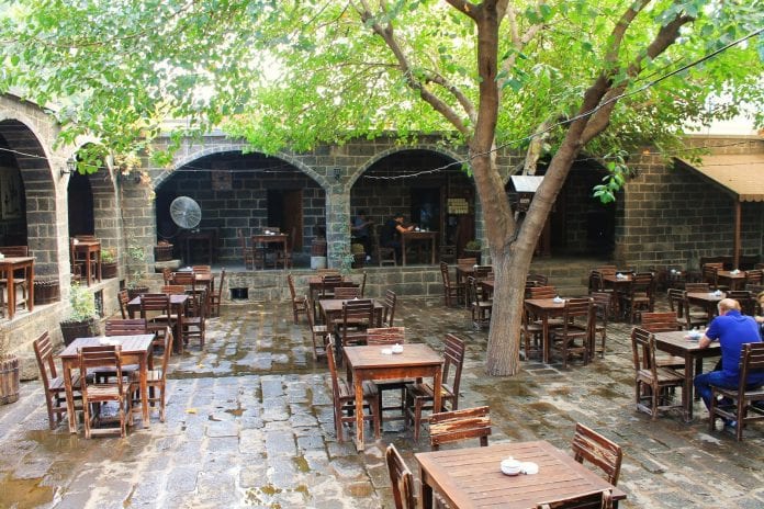 Sülüklü Han Sülüklü Han