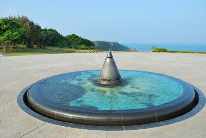 Okinawa Barış Anıtı