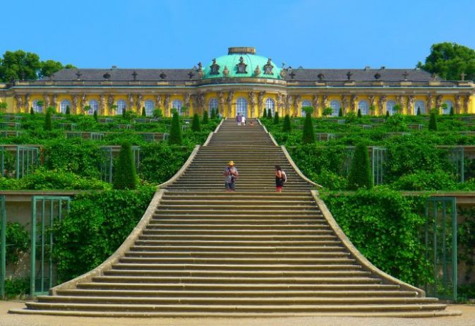 Sanssouci Parkı ve Sarayı
