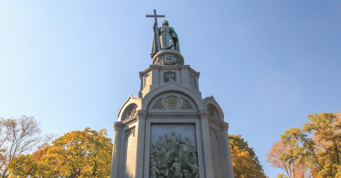 monument to vladimir the great
