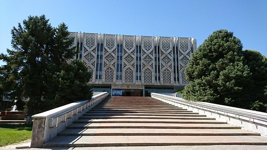 özbekistan devlet müzesi
