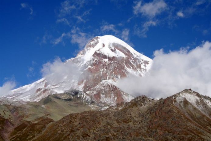 Kazbek Dağı