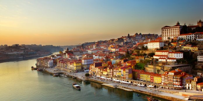 Porto'da nerede kalınır?
