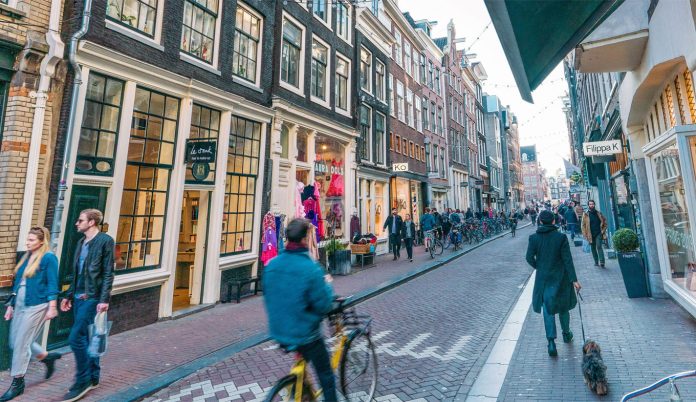 Amsterdam Alışveriş Caddeleri