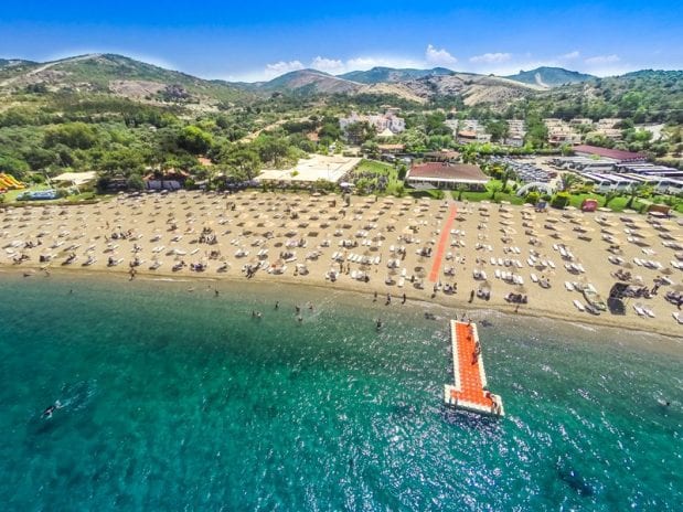 Hanedan Beach