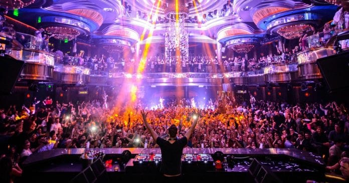 Klub-Kristall Kemer Gece Hayatı