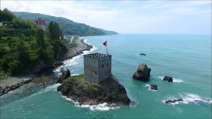 kiz-kalesi Rize-nin-tarihi-yerleri