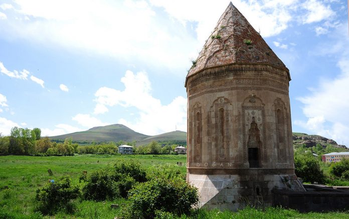 [Resim: Halime-Hatun-Kumbeti-scaled.jpg]