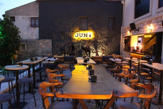 Jun Bistro Pub