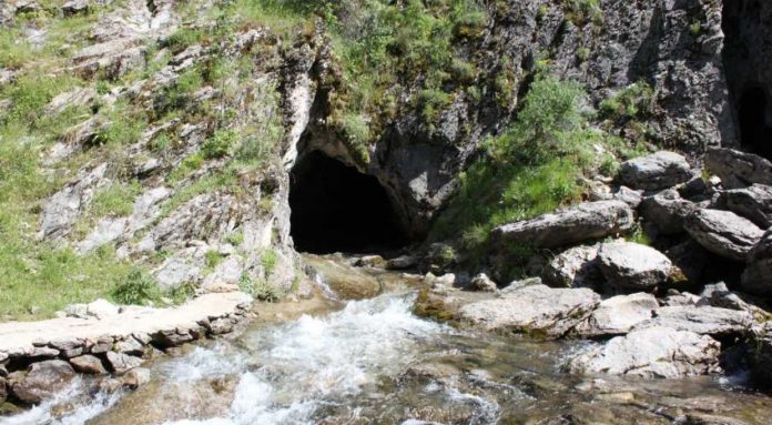 Pınargözü Mağarası