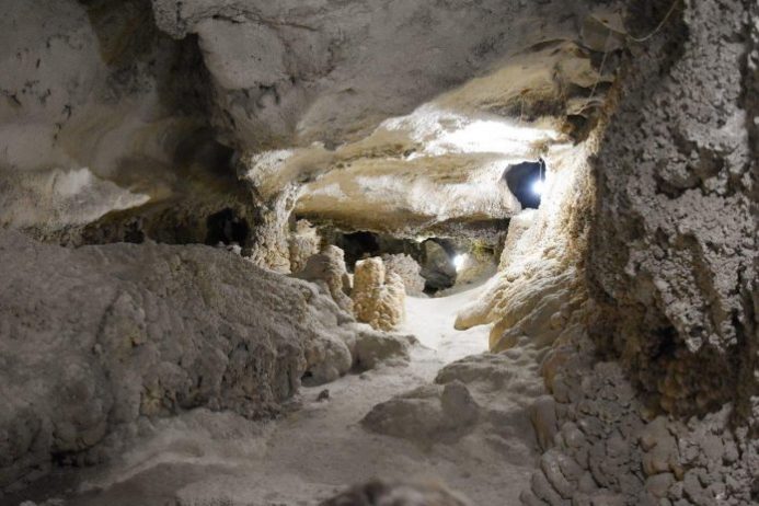 İncirli Mağarası