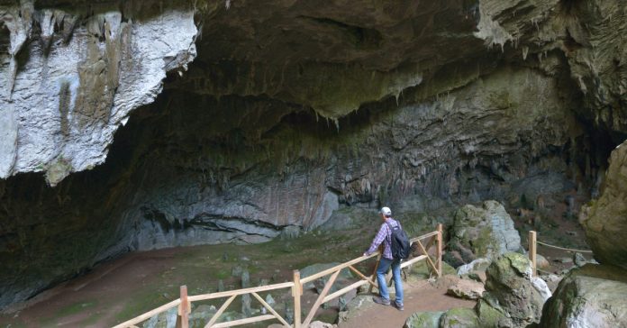 Nimara Mağarası