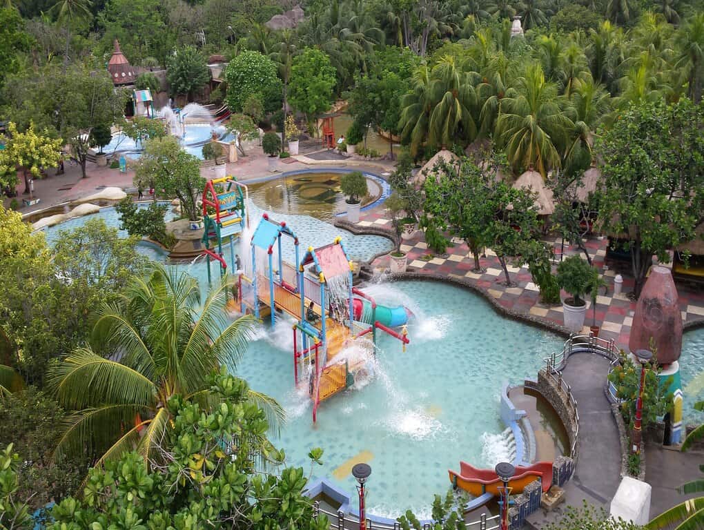 splash jungle water park