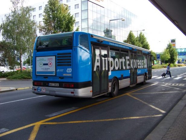 Prag Havalimanı Ekspres Otobüsü