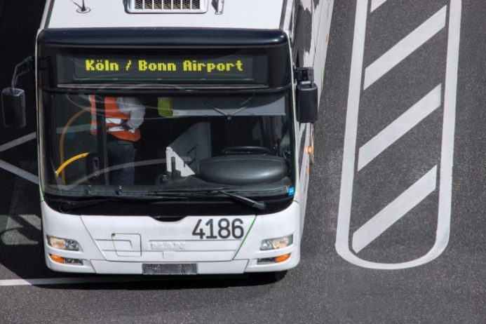 Köln Havalimanı Toplu Taşıma Otobüsü