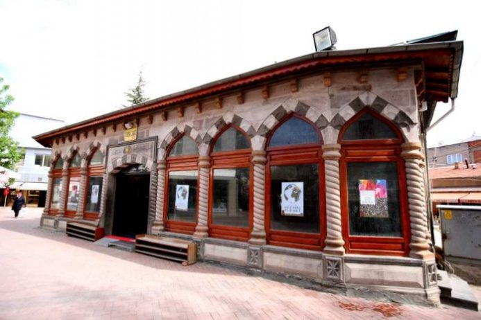 Çarşı Camii