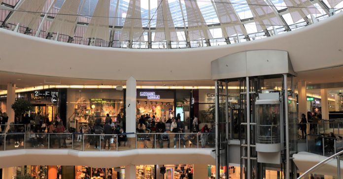 Lyon Alışveriş Merkezi