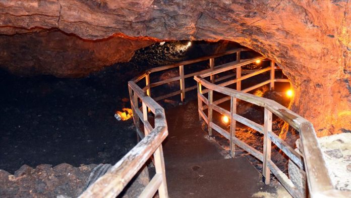 Sulu Mağara