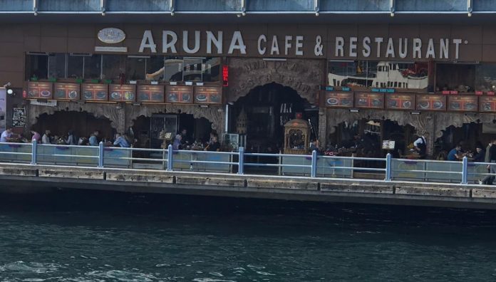Aruna Cafe & Restaurant