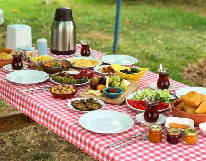 Uzundere Piknik ve Kahvaltı