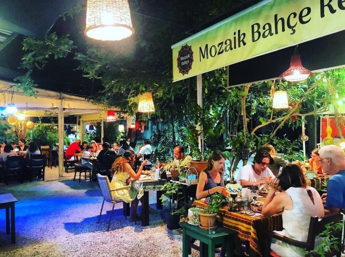 Mozaik Bahçe Restaurant
