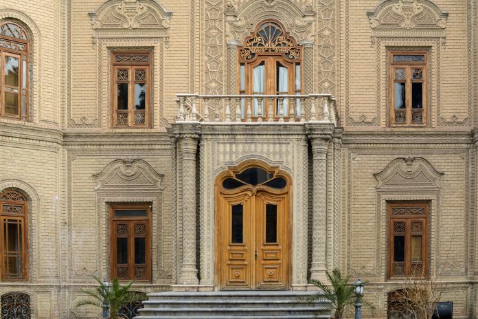 tahran seramik müzesi