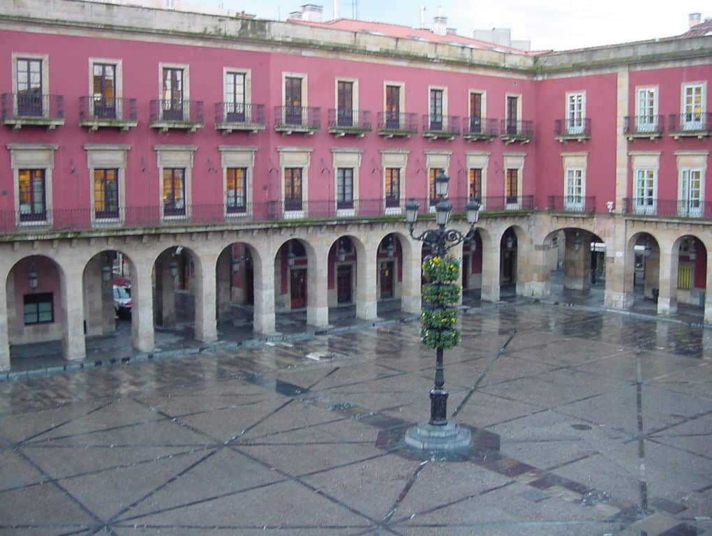 plaza del ayuntamiento